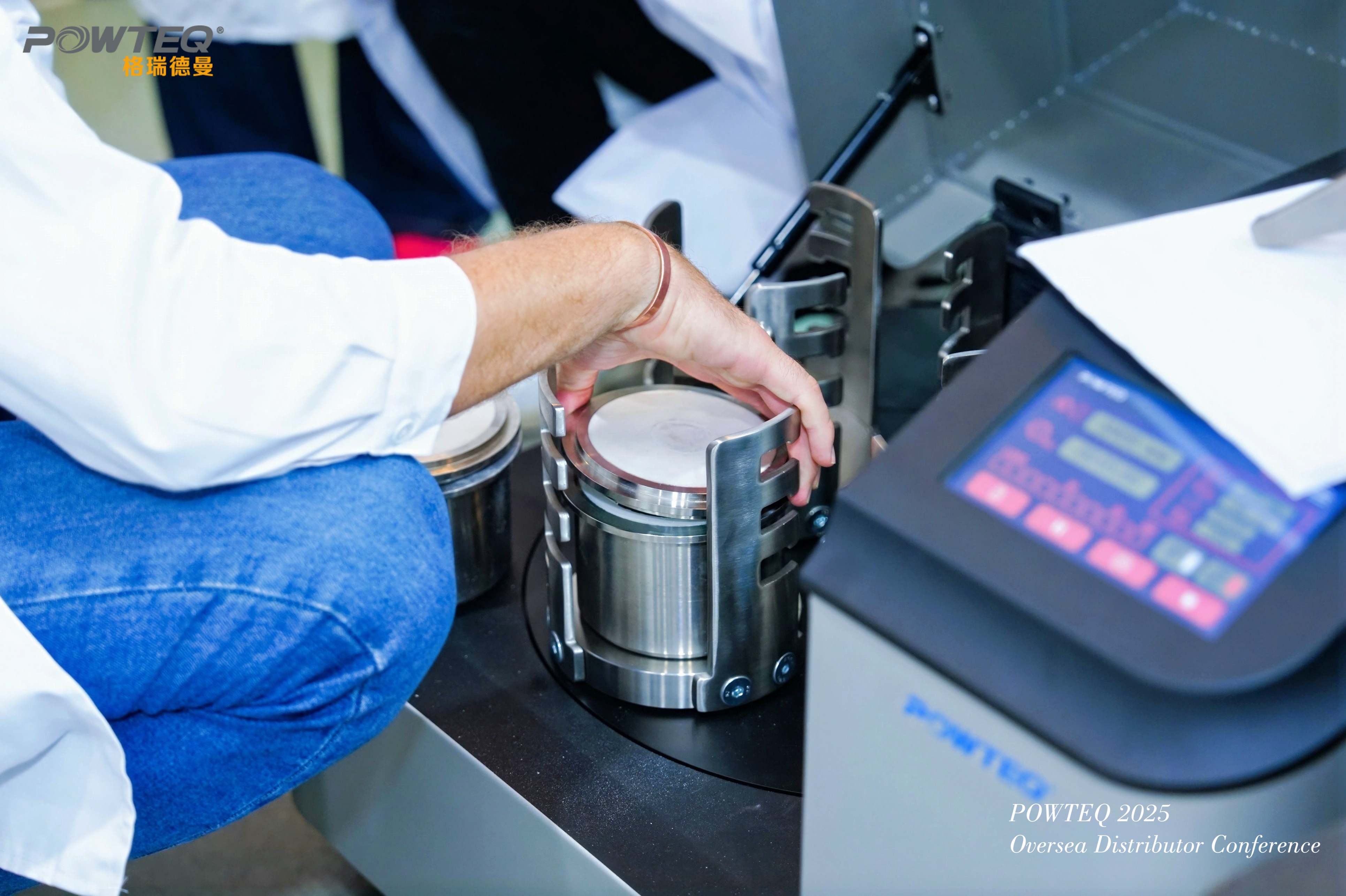 DSC08144-opq3965818592